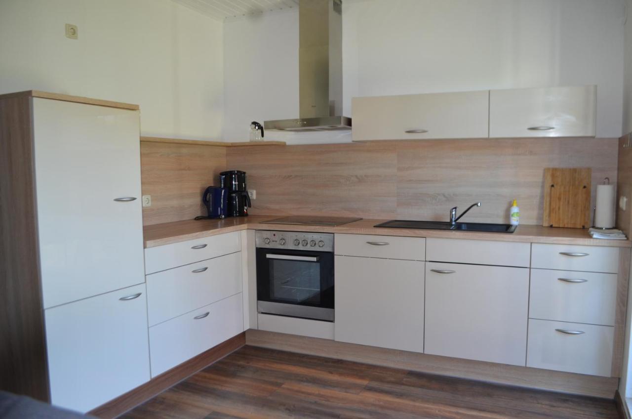 Ferienwohnung Yacht Im Schiffehaus Schillig Exterior foto