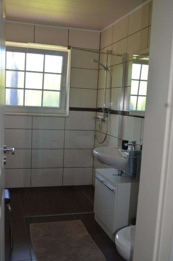 Ferienwohnung Yacht Im Schiffehaus Schillig Exterior foto