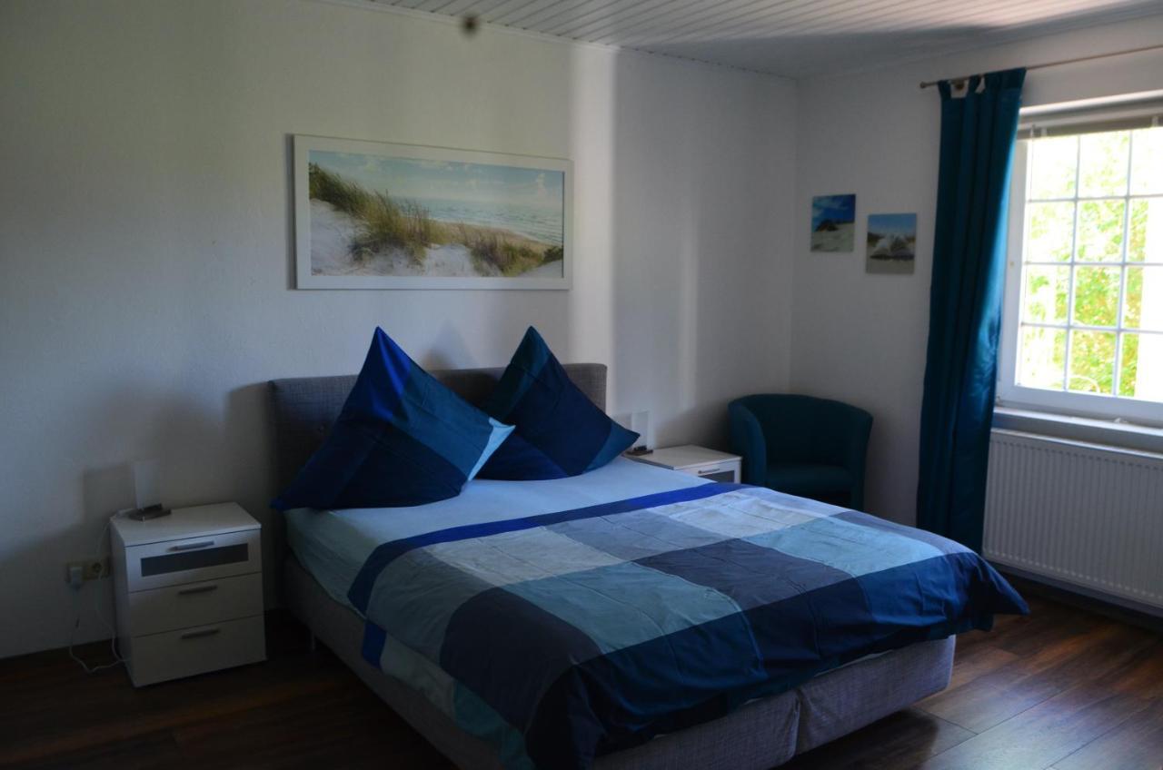 Ferienwohnung Yacht Im Schiffehaus Schillig Exterior foto