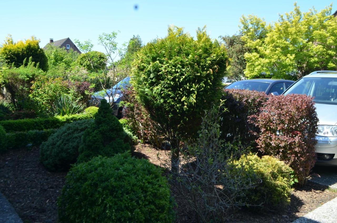 Ferienwohnung Yacht Im Schiffehaus Schillig Exterior foto