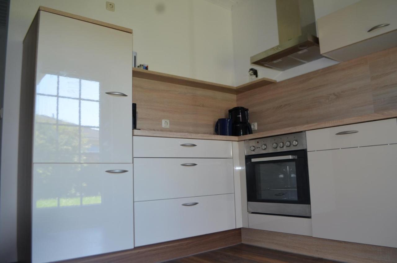 Ferienwohnung Yacht Im Schiffehaus Schillig Exterior foto